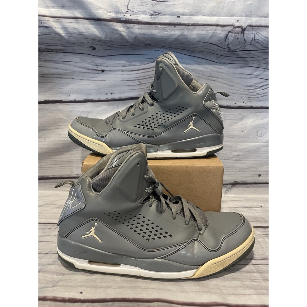 Nike Air Jordan SC-3 Flight Shoes Grey /White Jumpman 629877-014 Mens Size 13